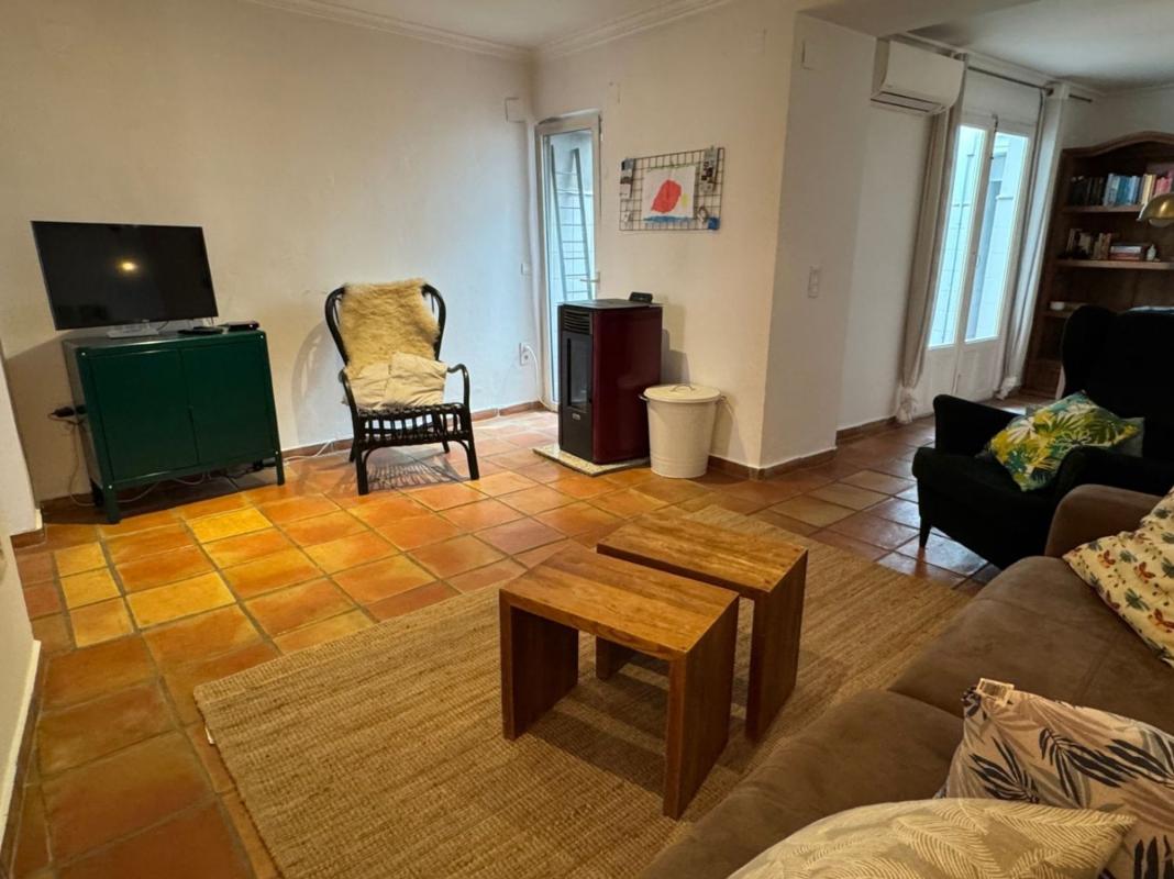 Properties for sale and rent in Spain photo 1