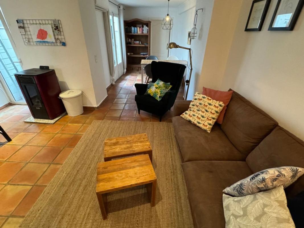 Properties for sale and rent in Spain photo 2