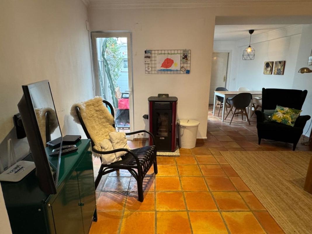 Properties for sale and rent in Spain photo 3