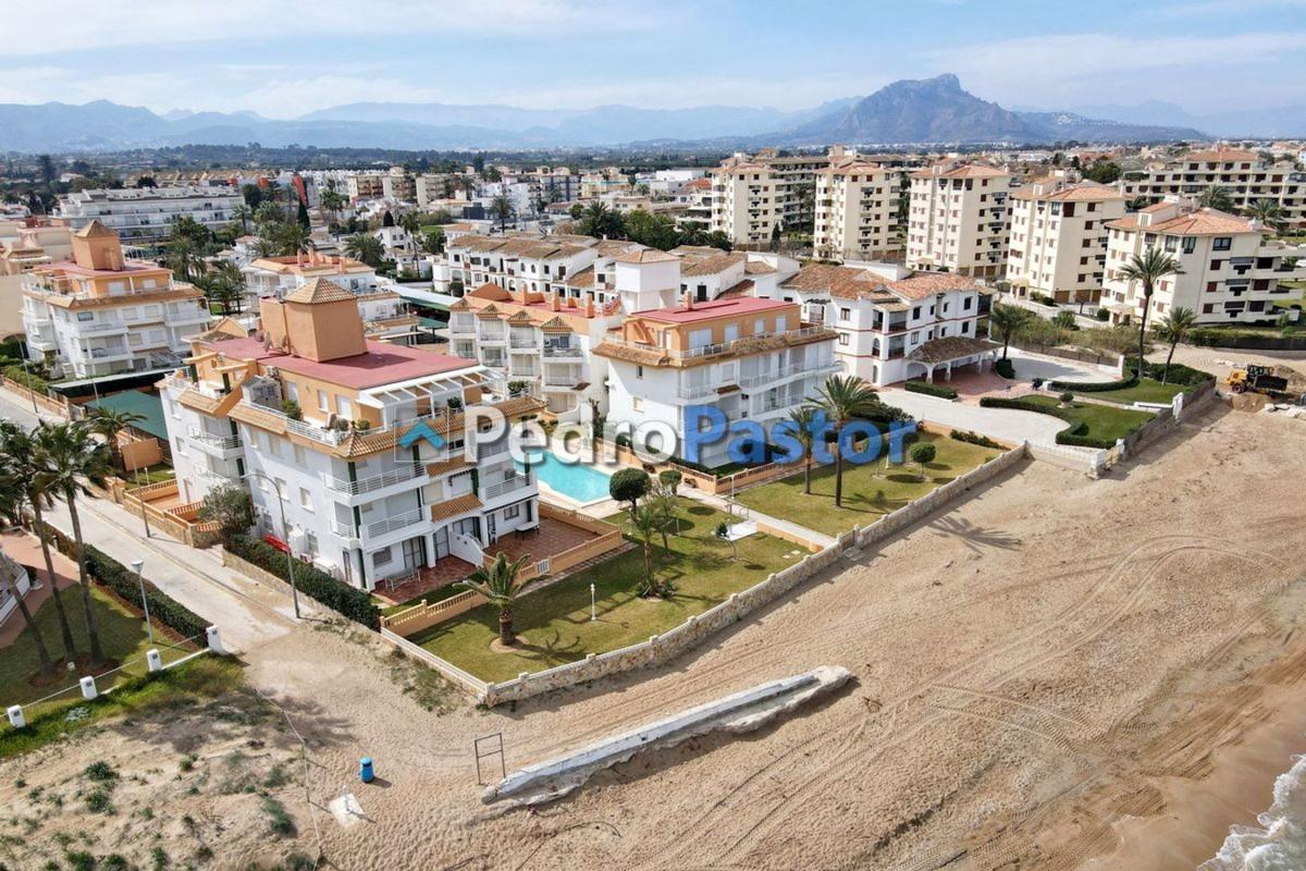 Sale of apartment in Piso en Calle Cigonya, 3, El Palmar-Los Molinos, Denia, Denia
photo 1