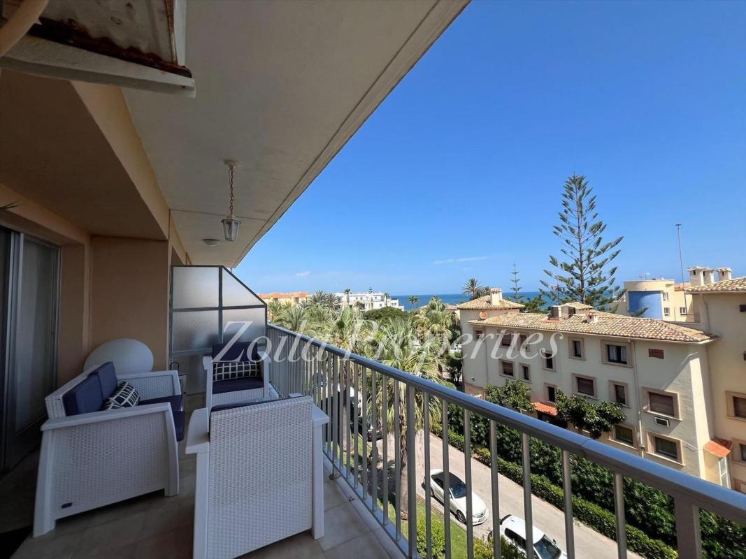 Продажа пентхауса на  Ático en Les Bassetes-El Marjal, Denia, Дения photo 3