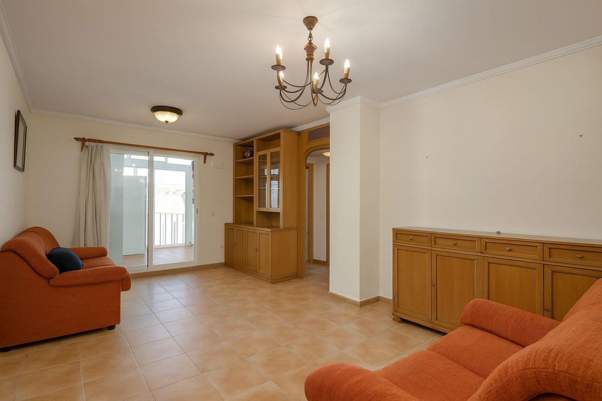 Sale of apartment in Piso en Avenida de Gandia, Les Bassetes-El Marjal, Denia, Denia
photo 2