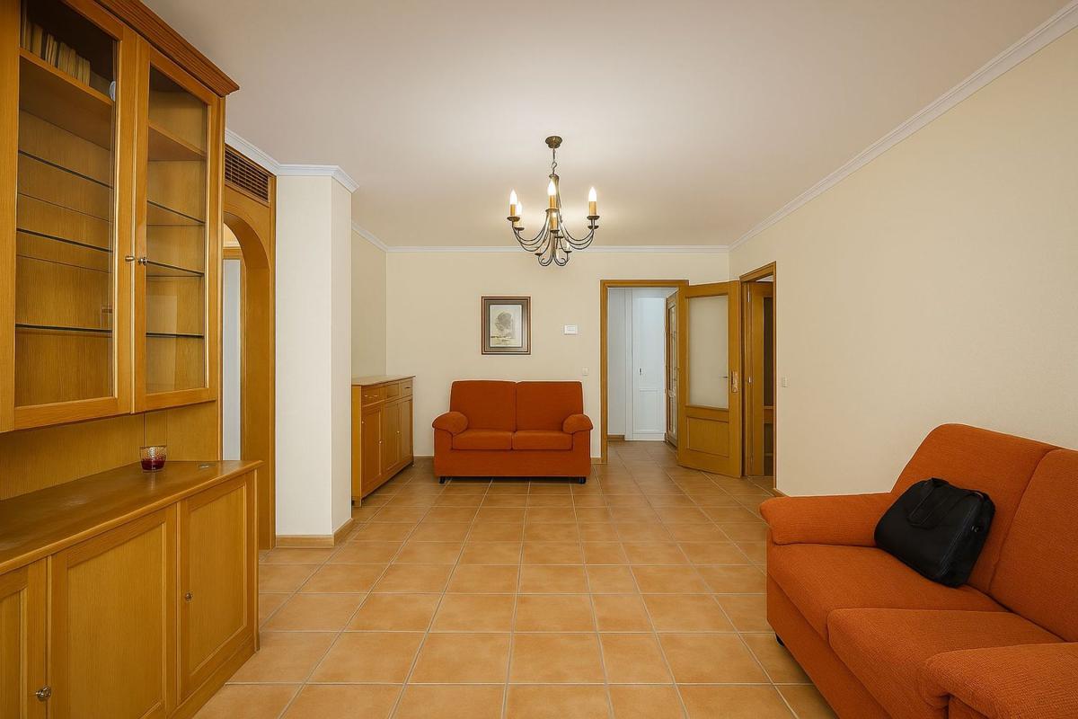 Sale of apartment in Piso en Avenida de Gandia, Les Bassetes-El Marjal, Denia, Denia
photo 3
