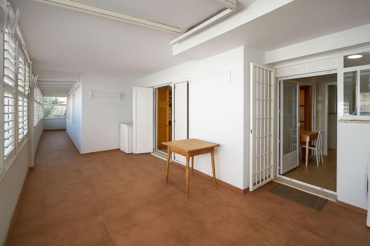 Sale of apartment in Piso en Centro Urbano, Denia, Denia
photo 5
