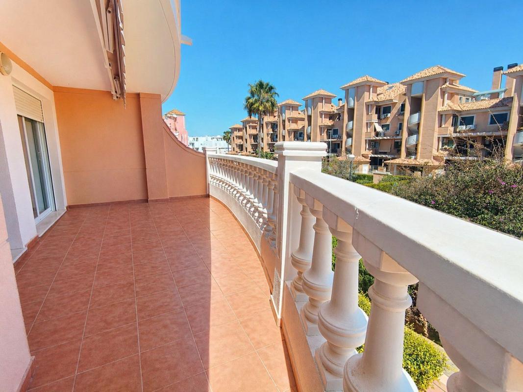Venta de piso en Piso en Urbanización Playasol IV, 1, El Palmar-Los Molinos, Denia, Denia
photo 2