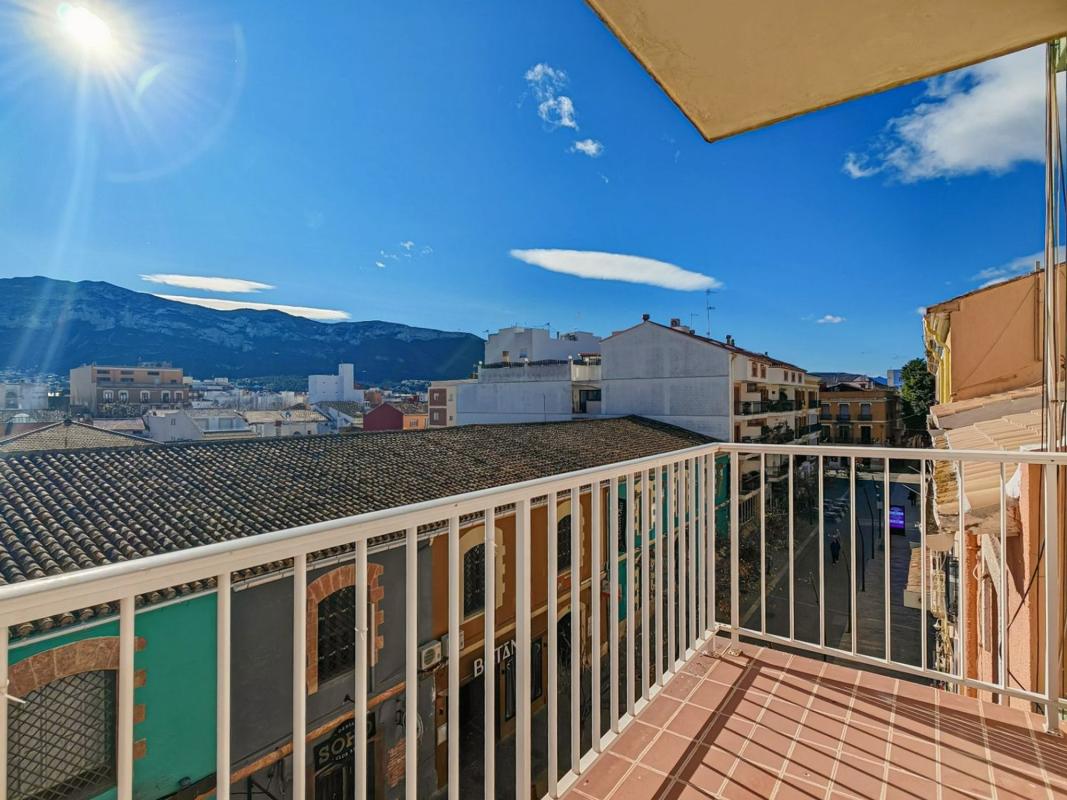 Sale of apartment in Piso en Calle de la Mar, 15, Centro Urbano, Denia, Denia
photo 1