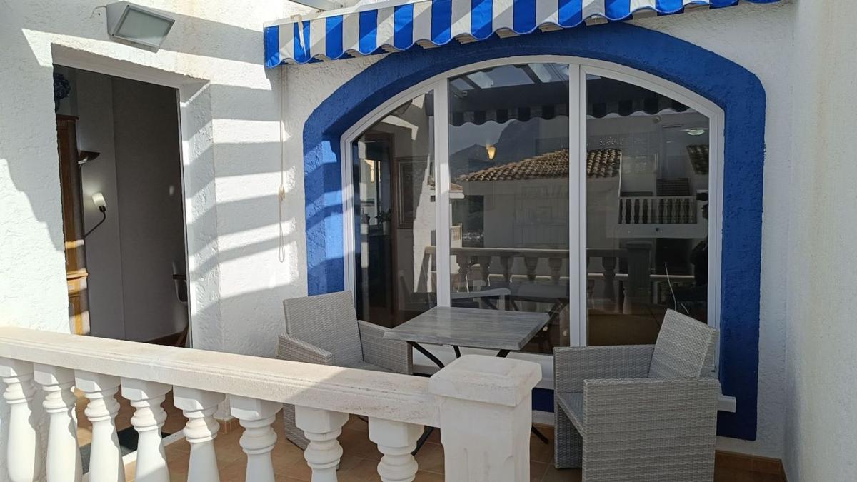 Venta de piso en Piso en Avenida Casanova, Cometa-Carrió, Calpe, Calpe
 photo 2