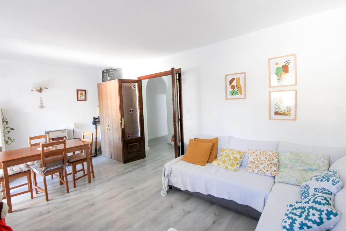Sale of apartment in Piso en Casco Urbano, Moraira, Moraira
 photo 2