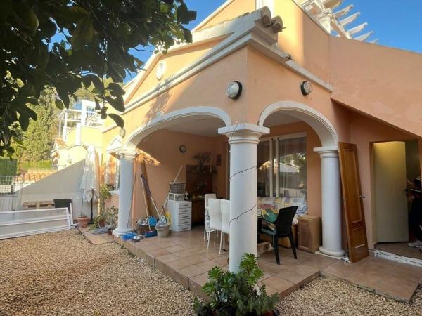Chalet adosado en Cometa-Carrió, Calpe photo 1