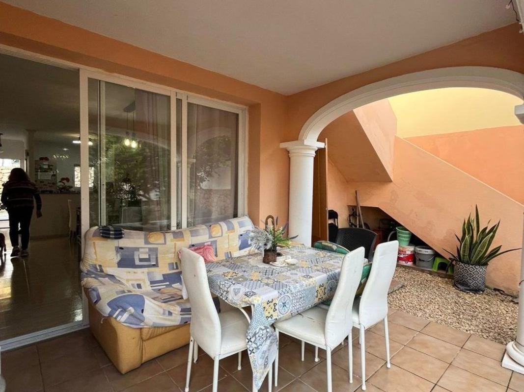 Sprzedaż szeregowego domku w  Chalet adosado en Cometa-Carrió, Calpe , Kalpe photo 3