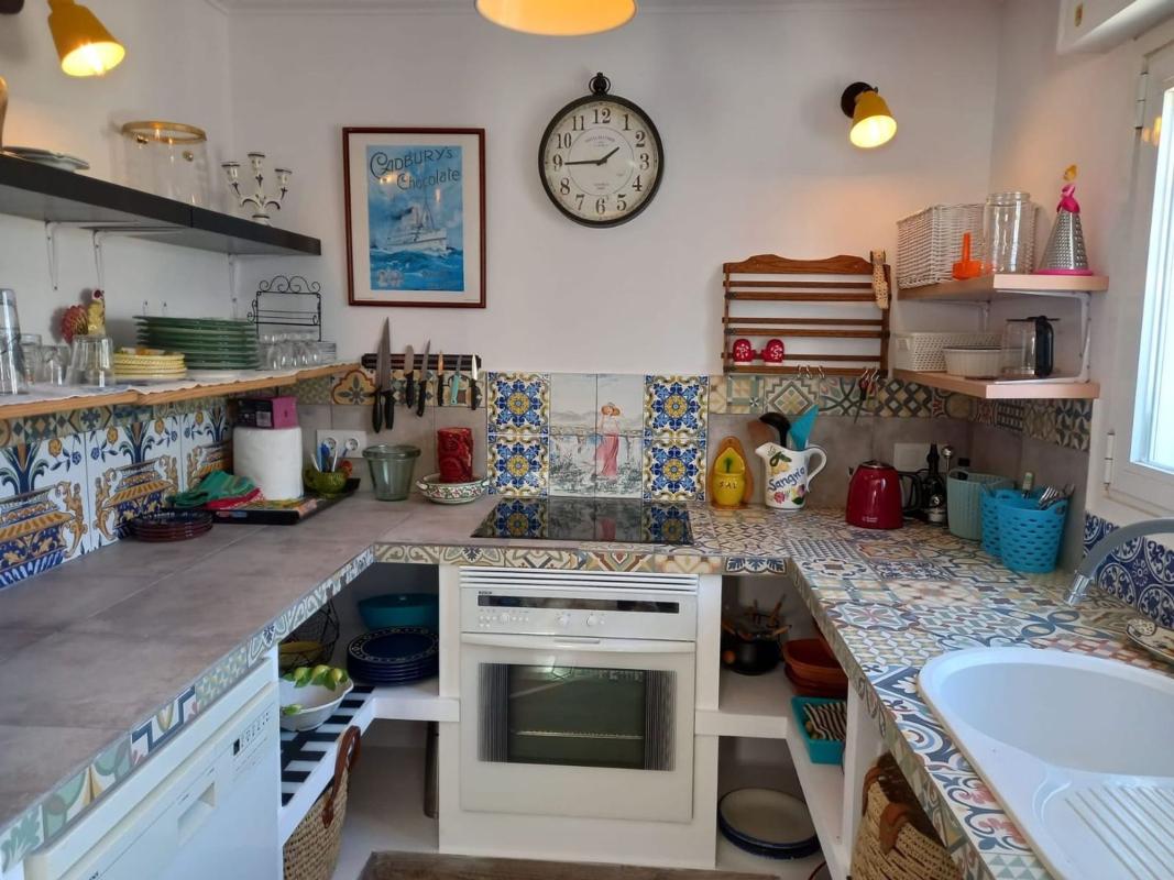 Недвижимость на продажу и в аренду в Испании photo 5