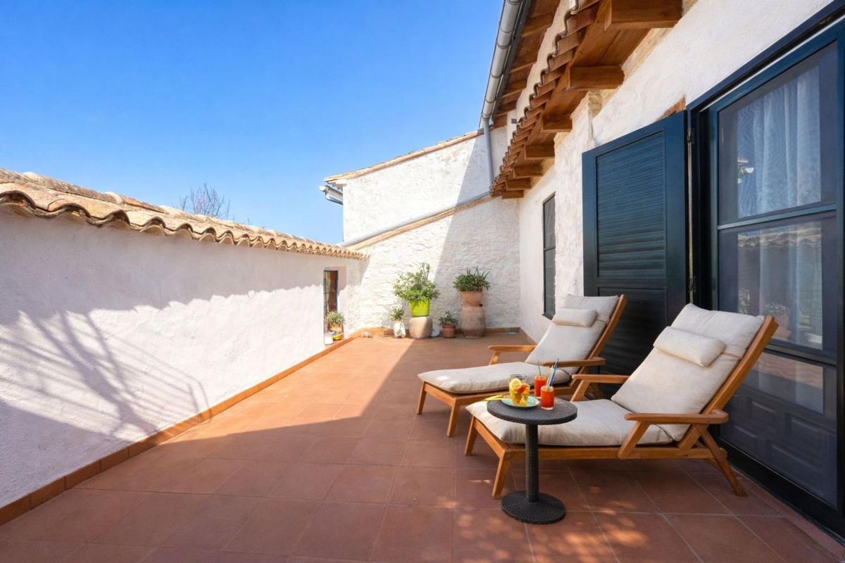 Properties for sale and rent in Spain photo 3