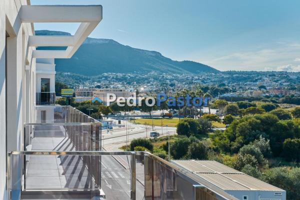 Ático en venta en Ático en Calle de la Corona Boreal, El Montgó, Denia, Denia thumbnail 2