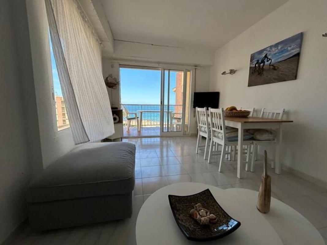 Продажа квартиры на Piso en Carretera de les Marines a Dénia, Les Bovetes-La Felicidad, Denia, Дения
 photo 4