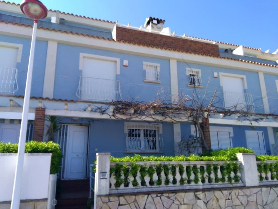 Properties for sale and rent in Spain photo 1
