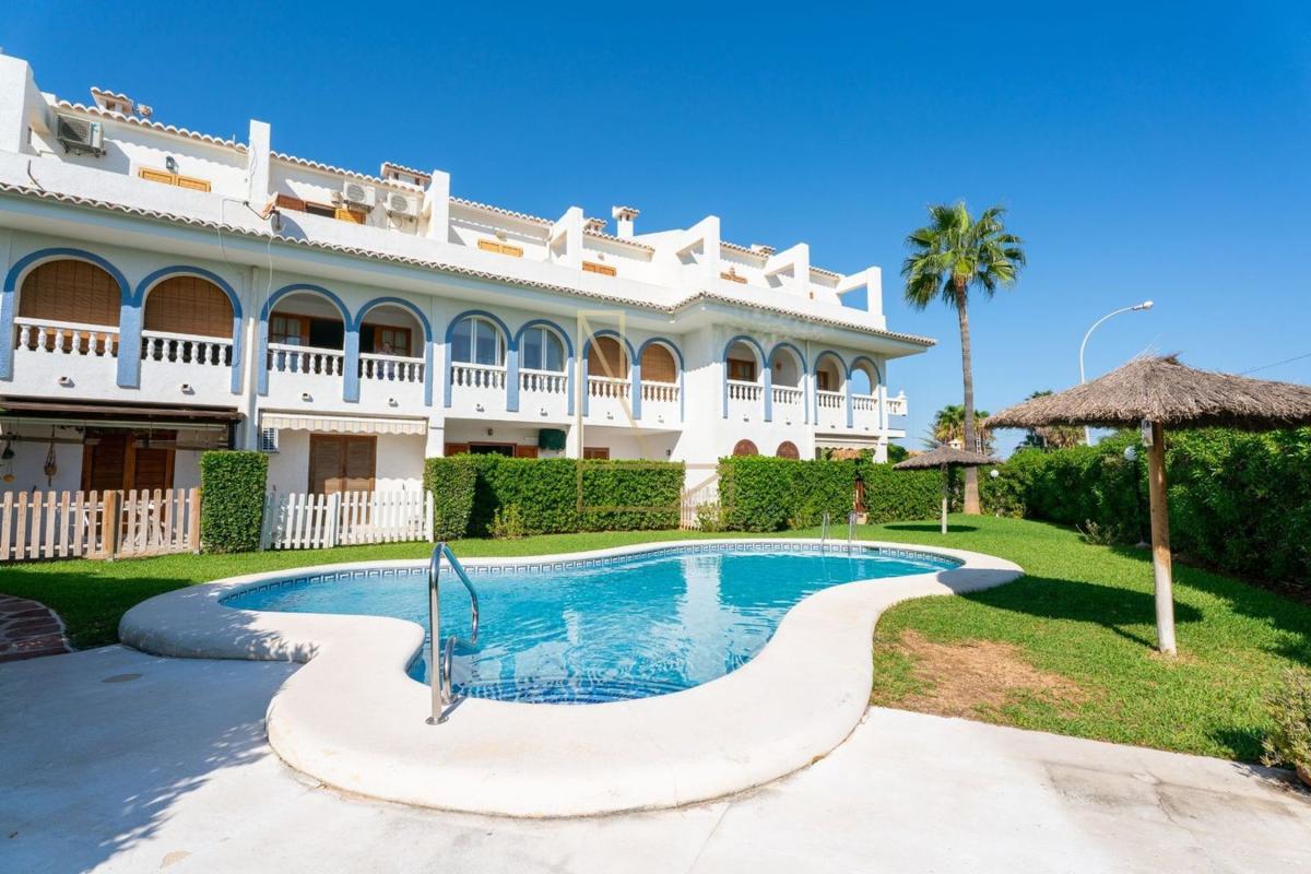 Venta de duplex en Dúplex en Calle Llac Ónega, L'Almadrava-L'Estanyò, Denia, Denia photo 4