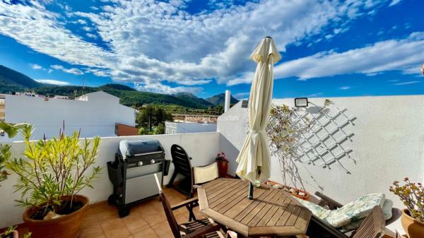 Ático en venta en Ático en Avenida Sant Domènec, Jalón, Jalón photo 1