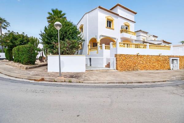 Chalet adosado en Cometa-Carrió, Calpe photo 1
