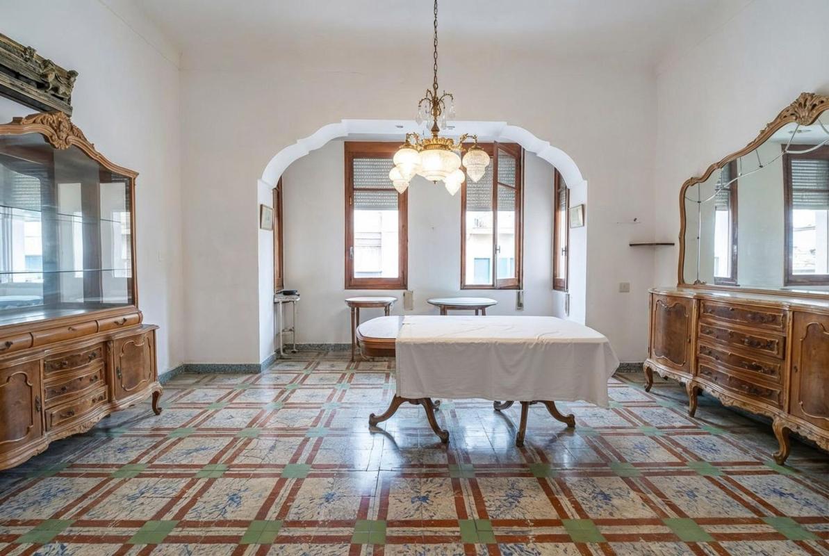 Properties for sale and rent in Spain photo 4