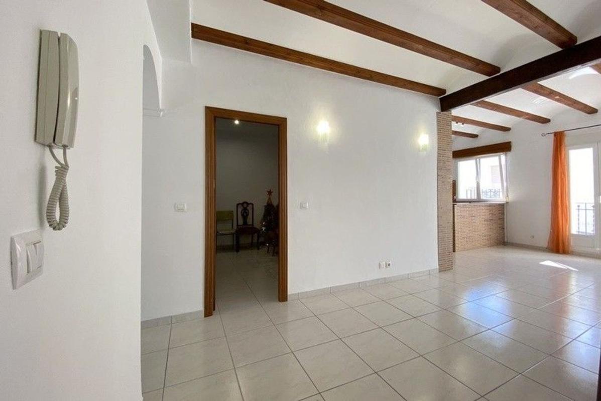Продажа таунхауса в  Chalet adosado en Centro, Pedreguer , Педрегер photo 2