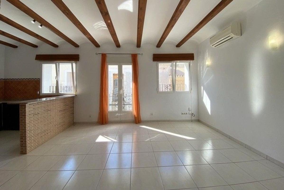 Продажа таунхауса в  Chalet adosado en Centro, Pedreguer , Педрегер photo 3