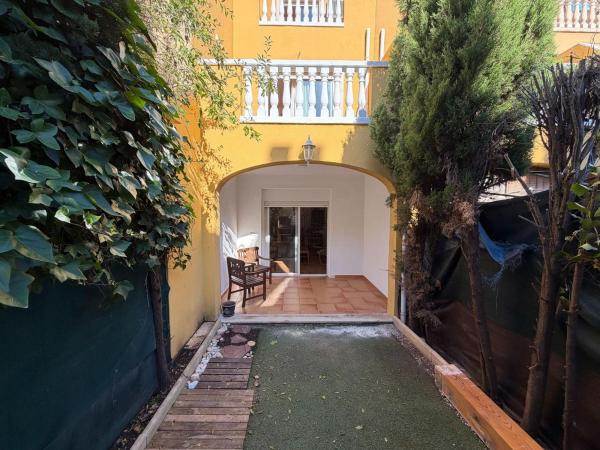 Chalet adosado en Avenida d'Andalusia, Centro Urbano, Denia photo 4