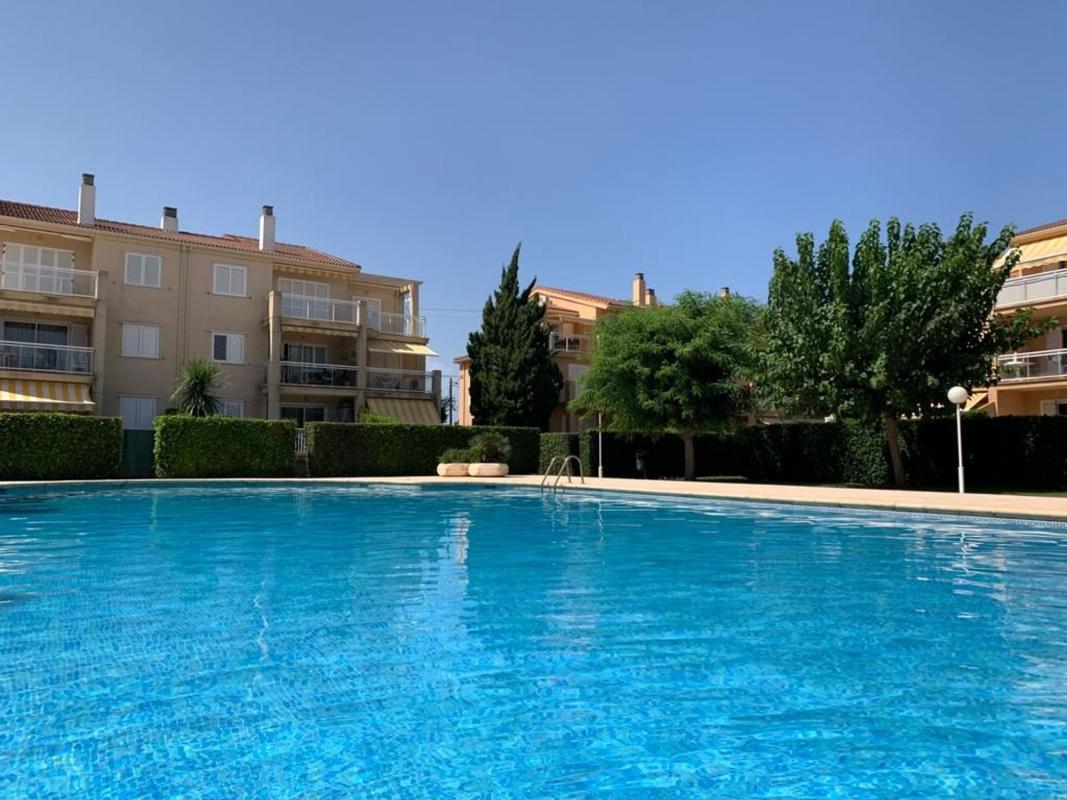 Sale of apartment in Piso en Calle de la Gralla, Les Bovetes-La Felicidad, Denia, Denia
photo 1