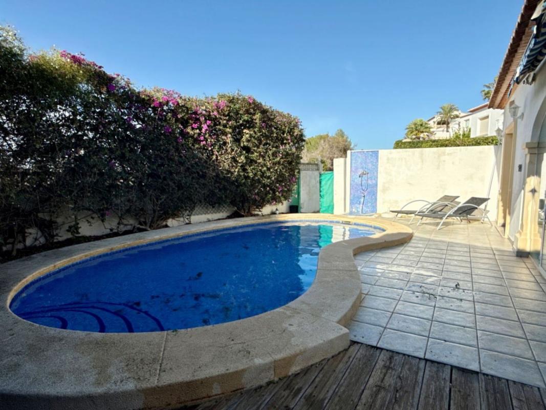 Properties for sale and rent in Spain photo 3