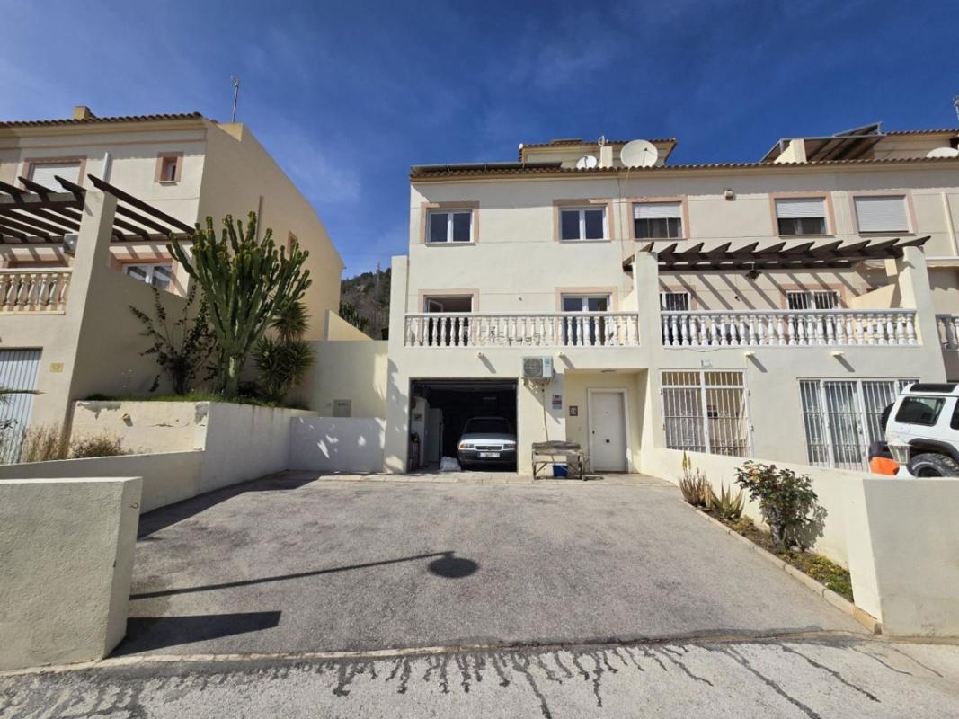 Properties for sale and rent in Spain photo 3