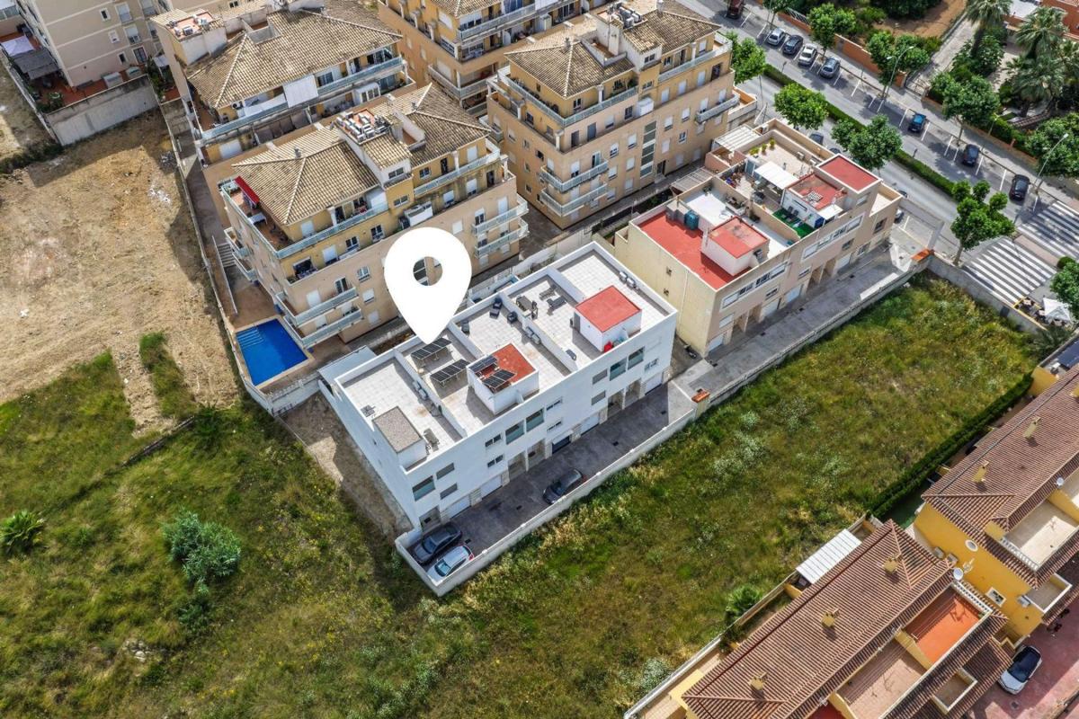 Sprzedaż szeregowego domku w Chalet adosado en Centro, Pedreguer , Pedreguer photo 1