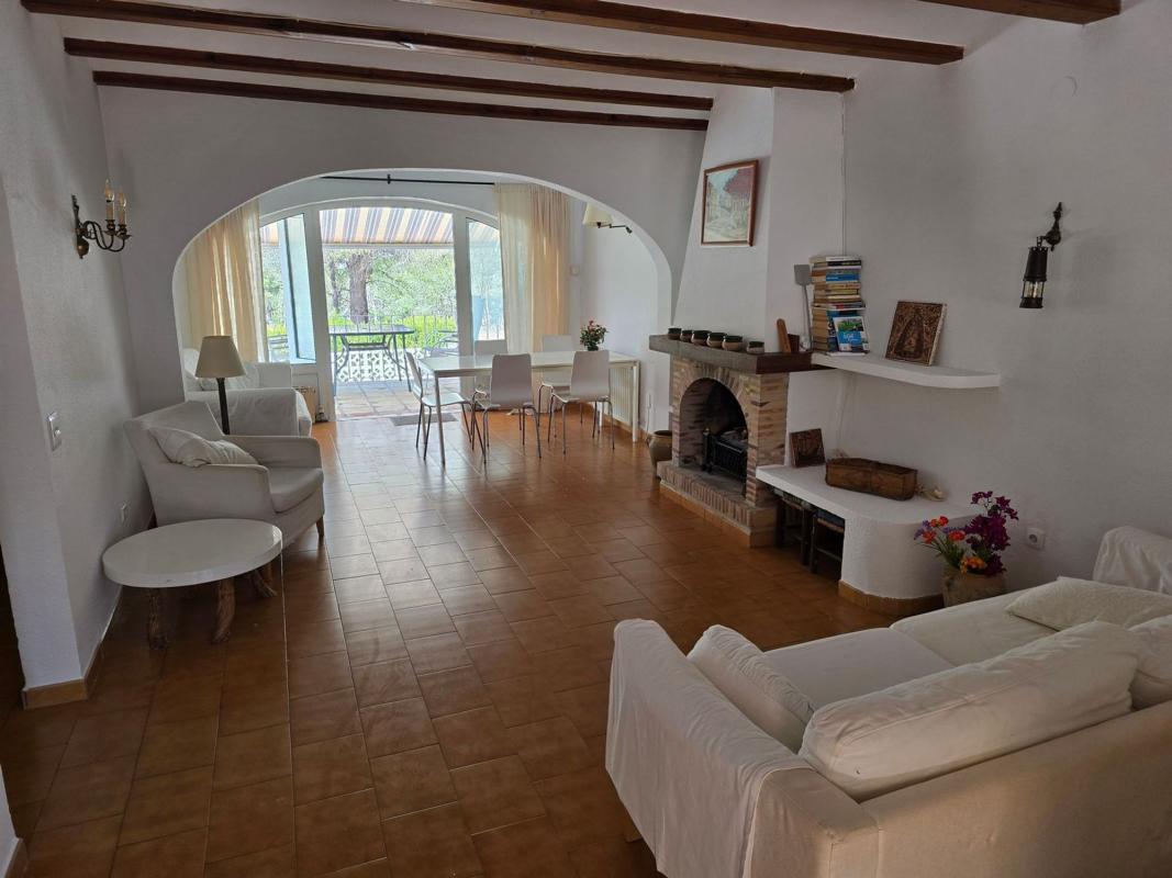 Properties for sale and rent in Spain photo 3