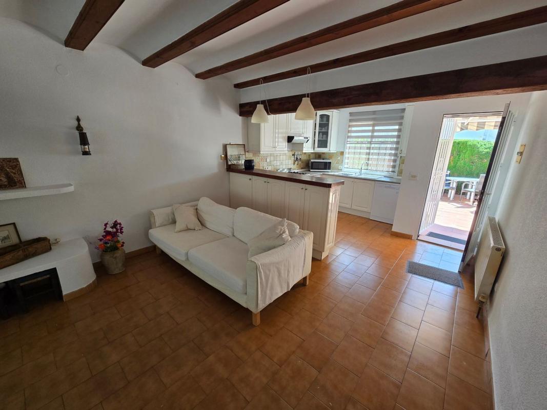 Properties for sale and rent in Spain photo 4
