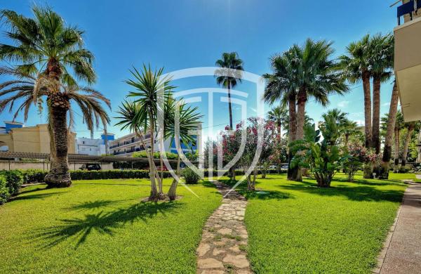 Sale of flat in Piso en El Palmar-Los Molinos, Denia, Denia
thumbnail 2