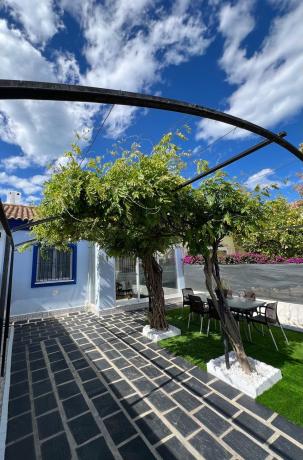 Independent chalet for sale in Casa o chalet en El Verger, El Verger
 photo 1