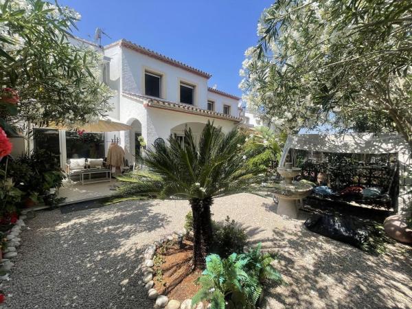 Chalet adosado en Monte Pedreguer, Pedreguer photo 1