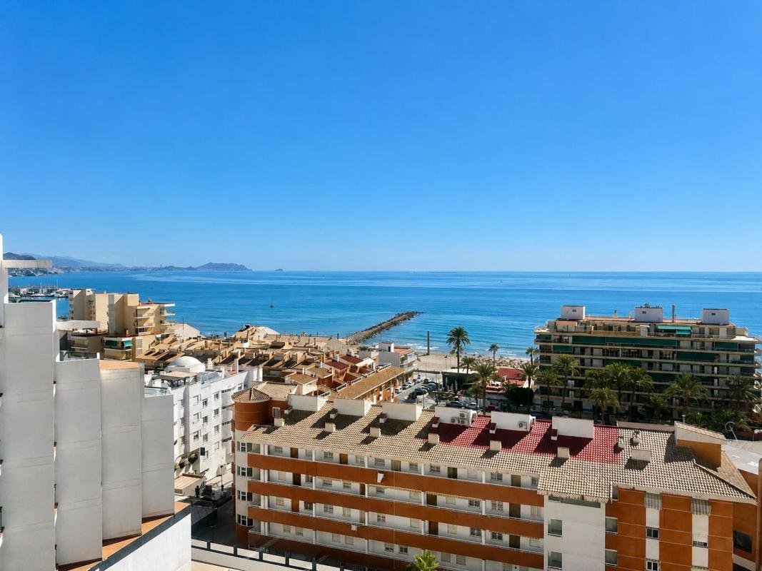 Продажа квартиры на Piso en Campello Playa, El Campello, Эль Кампельо
photo 1