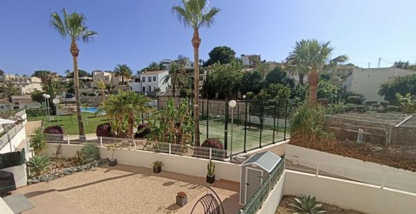 Продажа квартиры на Piso en Urbanización Canuta, Canuta, Calpe, Кальпе
photo 1