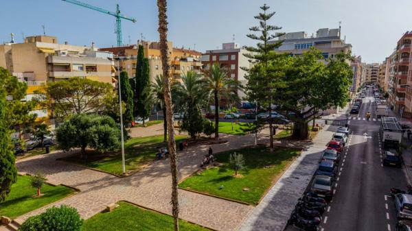 Venta de piso en Piso en Calle Concordia, 50, Las Piscinas Naturales, Torrevieja, Torrevieja
 photo 4