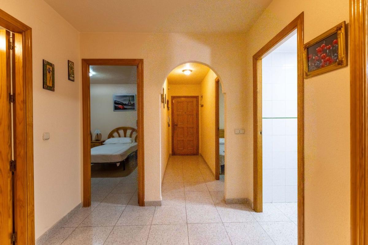 Venta de piso en Piso en Calle Concordia, 50, Las Piscinas Naturales, Torrevieja, Torrevieja
photo 5