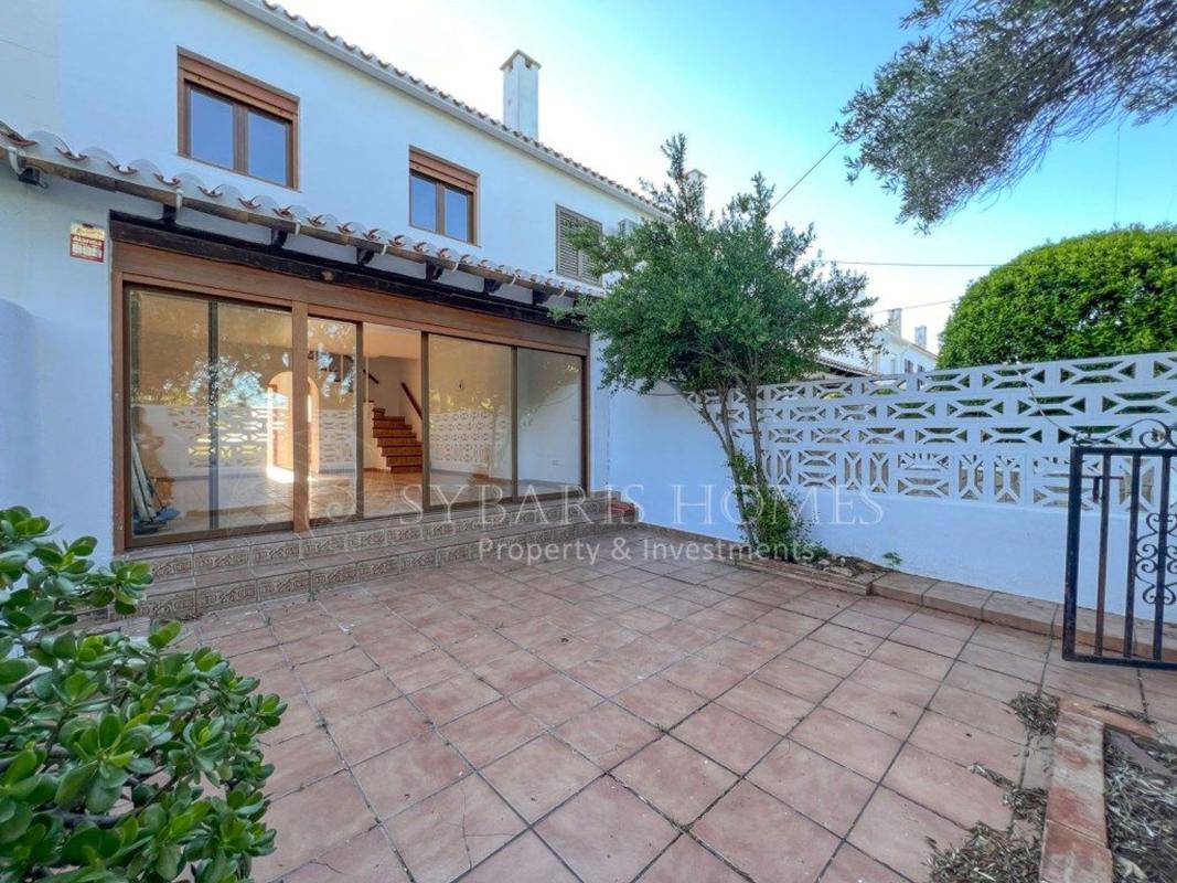 Propiedades en venta y alquiler en España photo 1