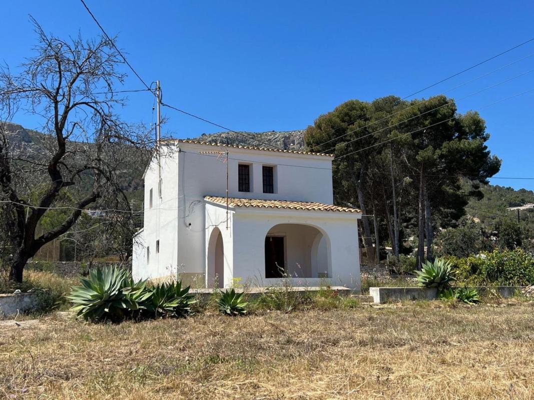 Propiedades en venta y alquiler en España photo 1