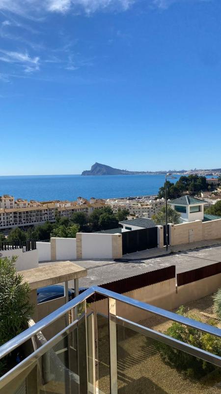 Продажа квартиры на Piso en Zona de Mascarat, Altea, Алтея
photo 2