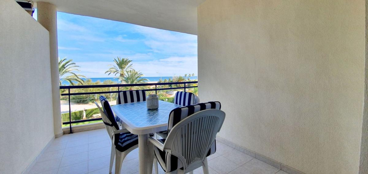 Продажа квартиры на Piso en Carretera de les Marines a Dénia, 13, Les Bassetes-El Marjal, Denia, Дения
photo 3