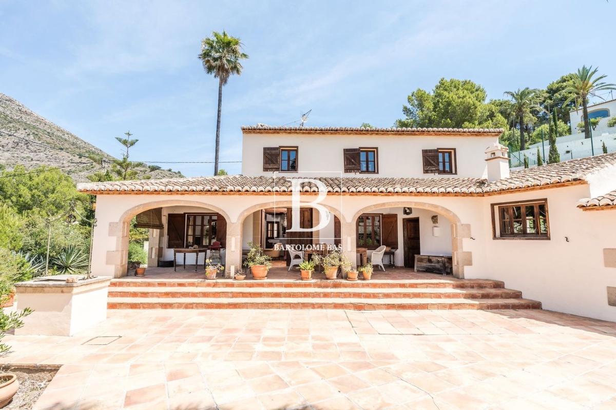 Propiedades en venta y alquiler en España photo 5