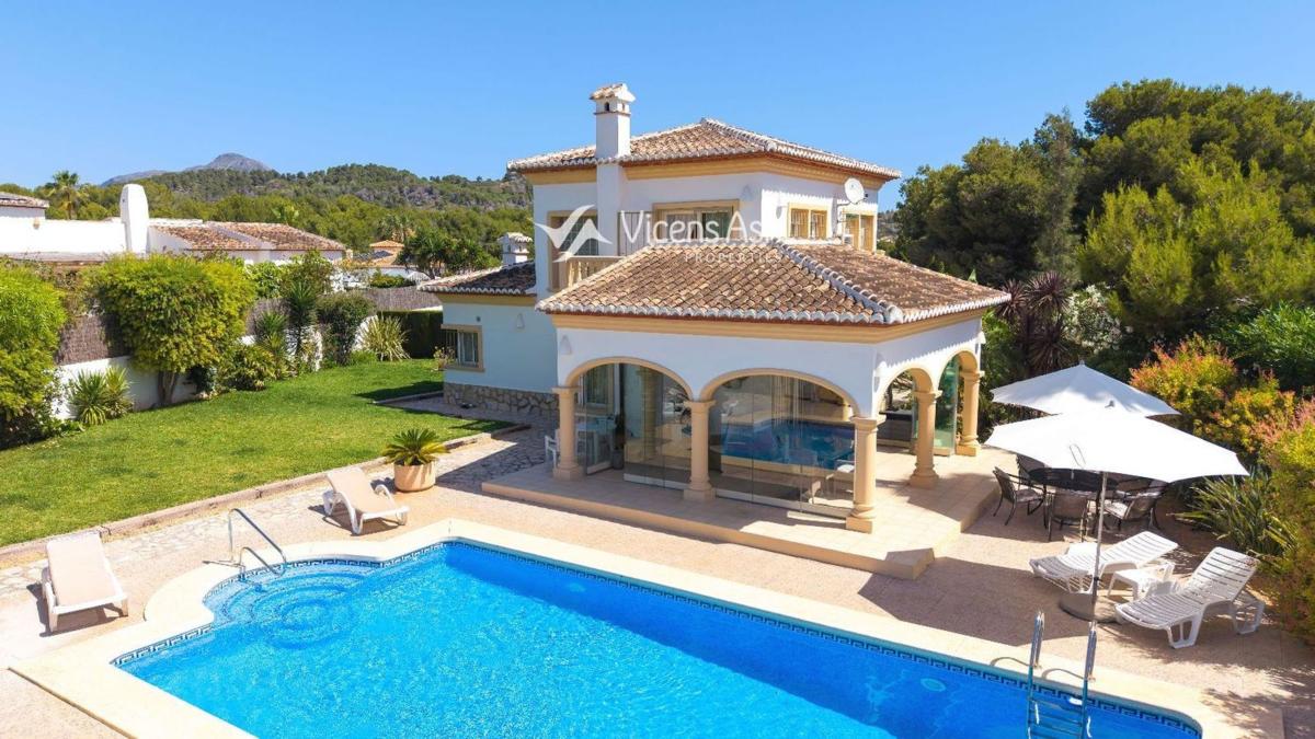 Properties for sale and rent in Spain photo 1