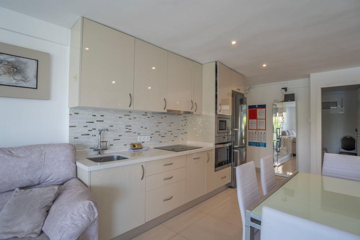 Venta de piso en Piso en Avenida del Mediterráneo, Playa de Levante, Benidorm, Benidorm
 photo 5