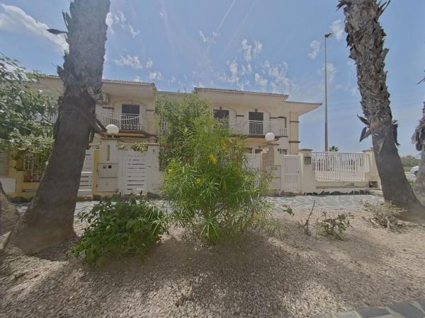 Chalet adosado en Gran Playa, Santa Pola photo 1