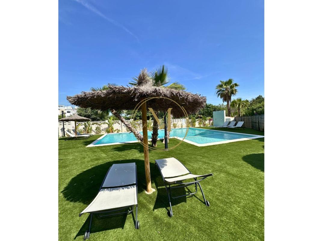 Venta de piso en Piso en Calle de l'Alborcer, El Montgó, Denia, Denia
 photo 2