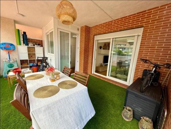 Venta de piso en Piso en Calle Ponent, Las Azaleas - Alkadir, La Villajoyosa / Vila Joiosa, La Villajoyosa / Vila Joiosa
photo 1