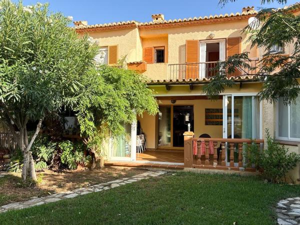 Chalet adosado en El Montgó, Denia thumbnail 2